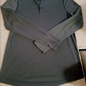 Under armour long sleeve tee